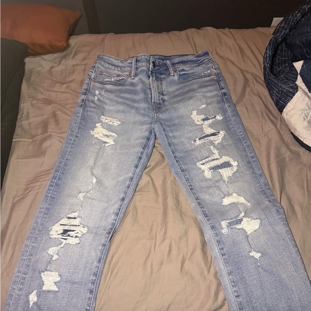 American Eagle Outfitters Light Blue Distressed Skinny Jeans